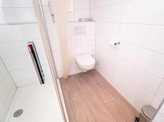 De Twee Linden Otel Beneden-Leeuwen Dış mekan fotoğraf