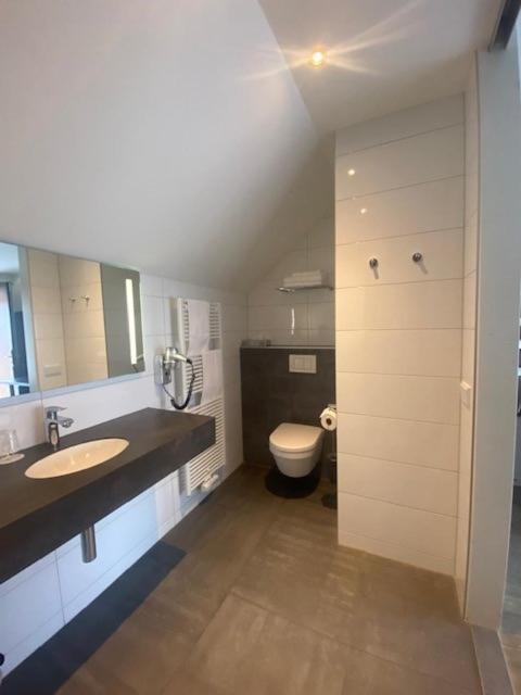 De Twee Linden Otel Beneden-Leeuwen Oda fotoğraf