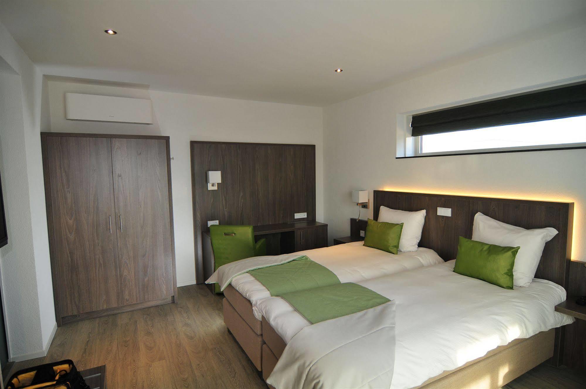 De Twee Linden Otel Beneden-Leeuwen Dış mekan fotoğraf
