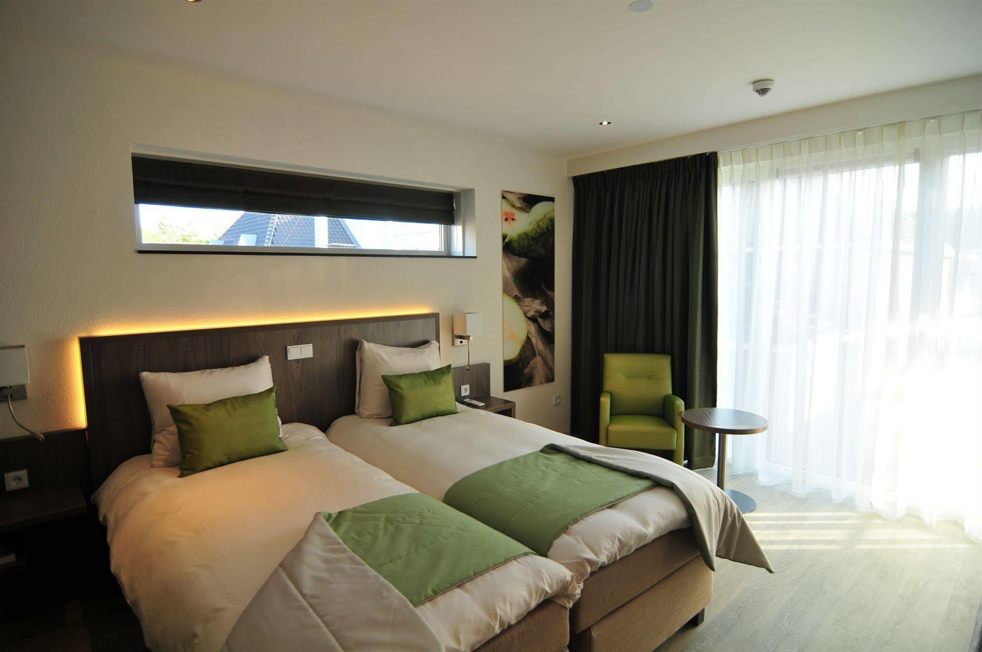 De Twee Linden Otel Beneden-Leeuwen Dış mekan fotoğraf